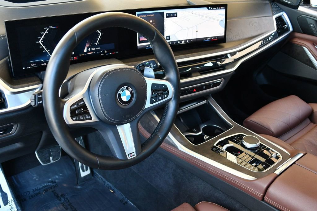 Used 2024 BMW X7 xDrive40i w/ M Sport Package image 41