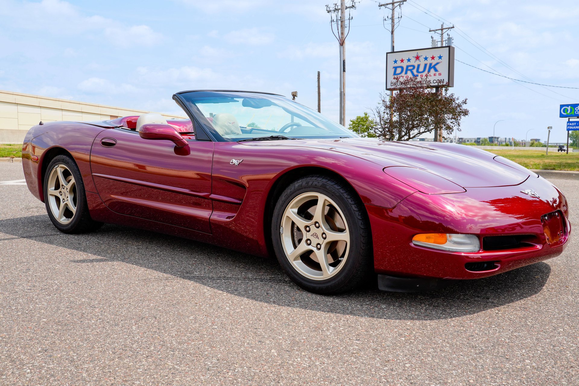 Used 2003 Chevrolet Corvette Convertible w/ Preferred Equipment Group1 RWD image 2