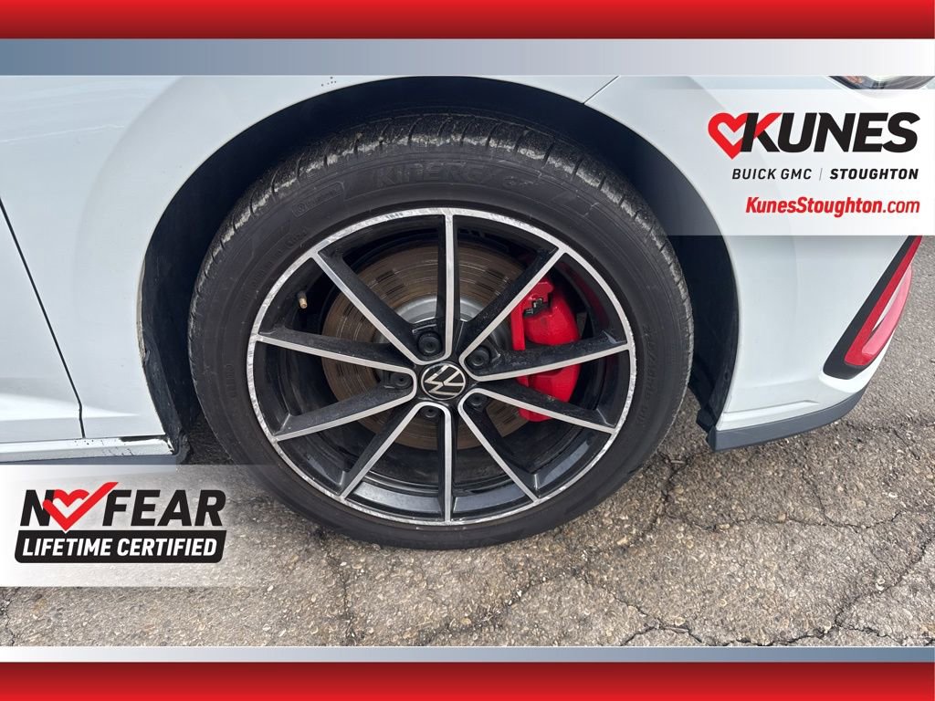 Used 2025 Volkswagen Jetta GLI Autobahn FWD image 14