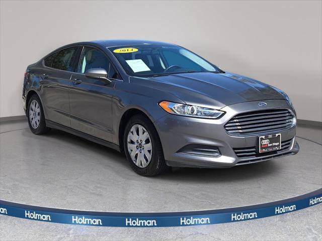 Used 2014 Ford Fusion S FWD image 4