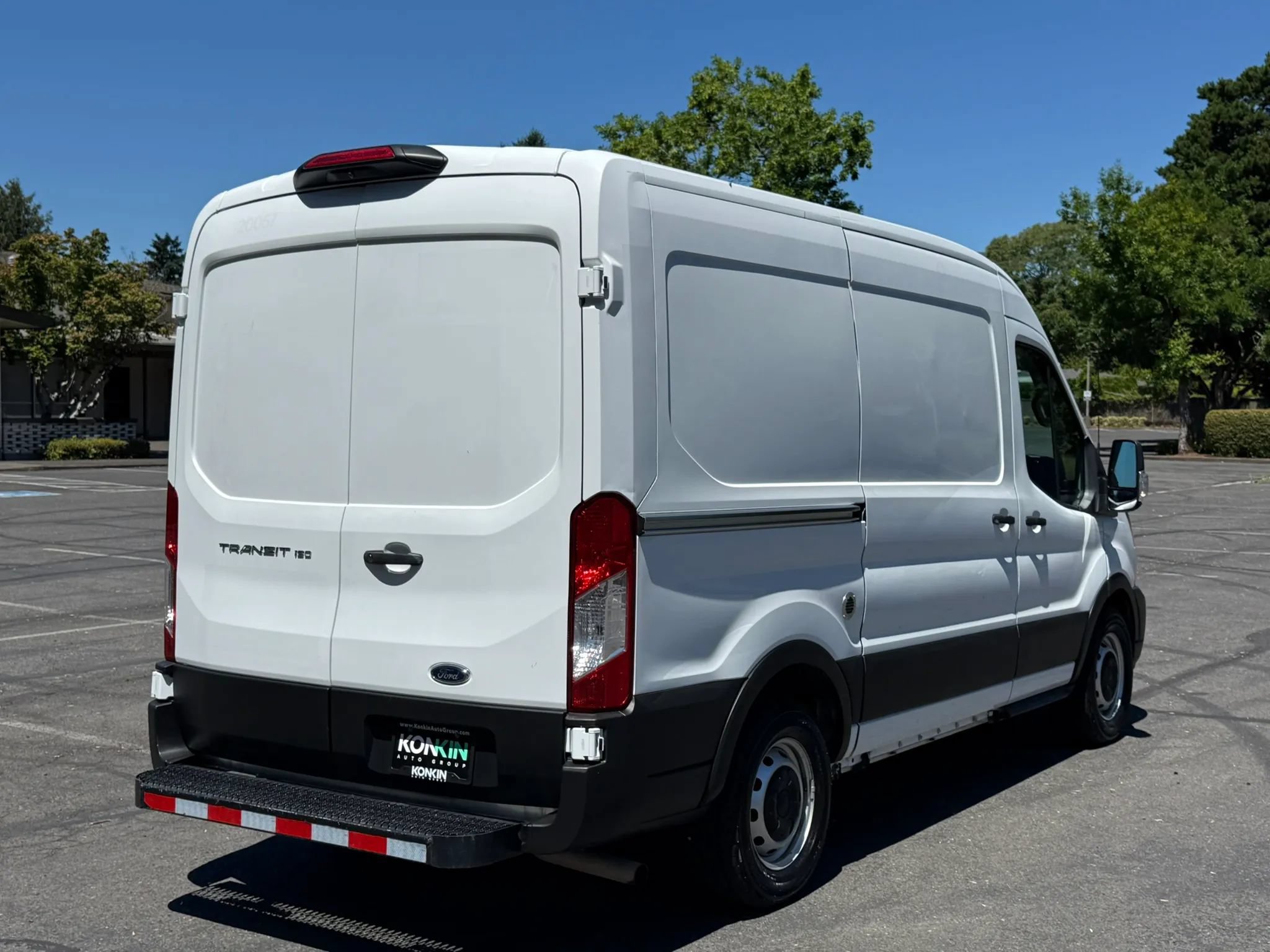 Used 2020 Ford Transit 150 Medium Roof RWD image 6