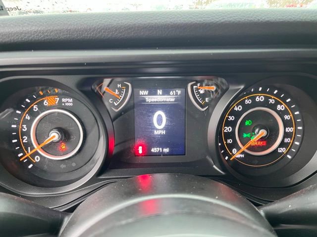 Used 2025 Jeep Wrangler Sport S image 27