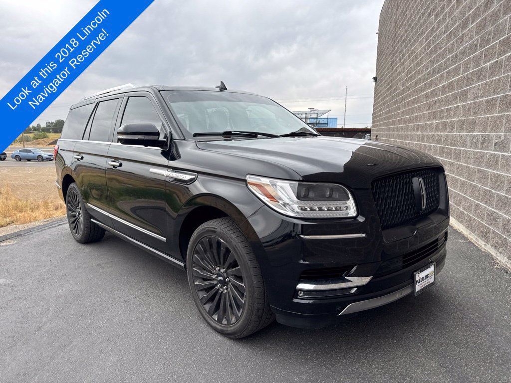 Used 2018 Lincoln Navigator Reserve AWD/4WD image 3