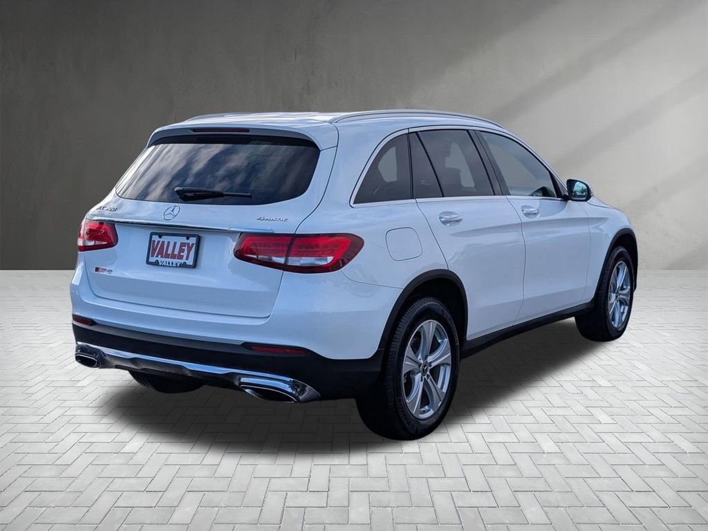 Used 2018 Mercedes-Benz GLC 300 4MATIC image 9