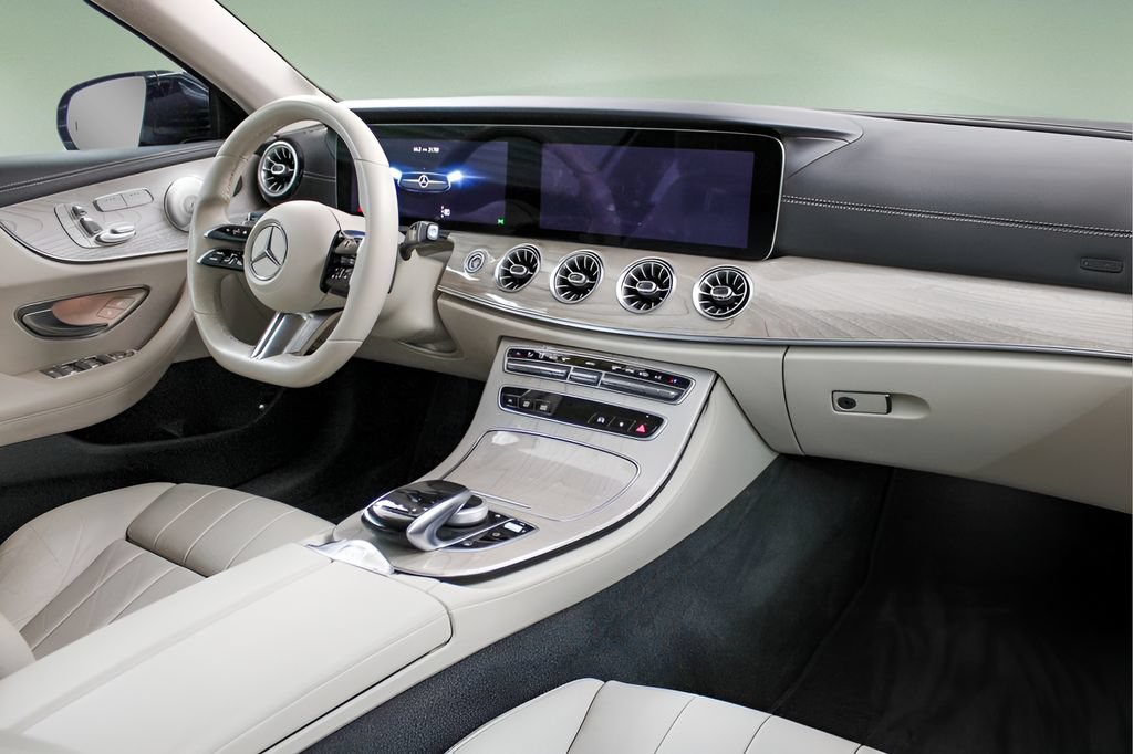 Used 2022 Mercedes-Benz E 450 Cabriolet image 21