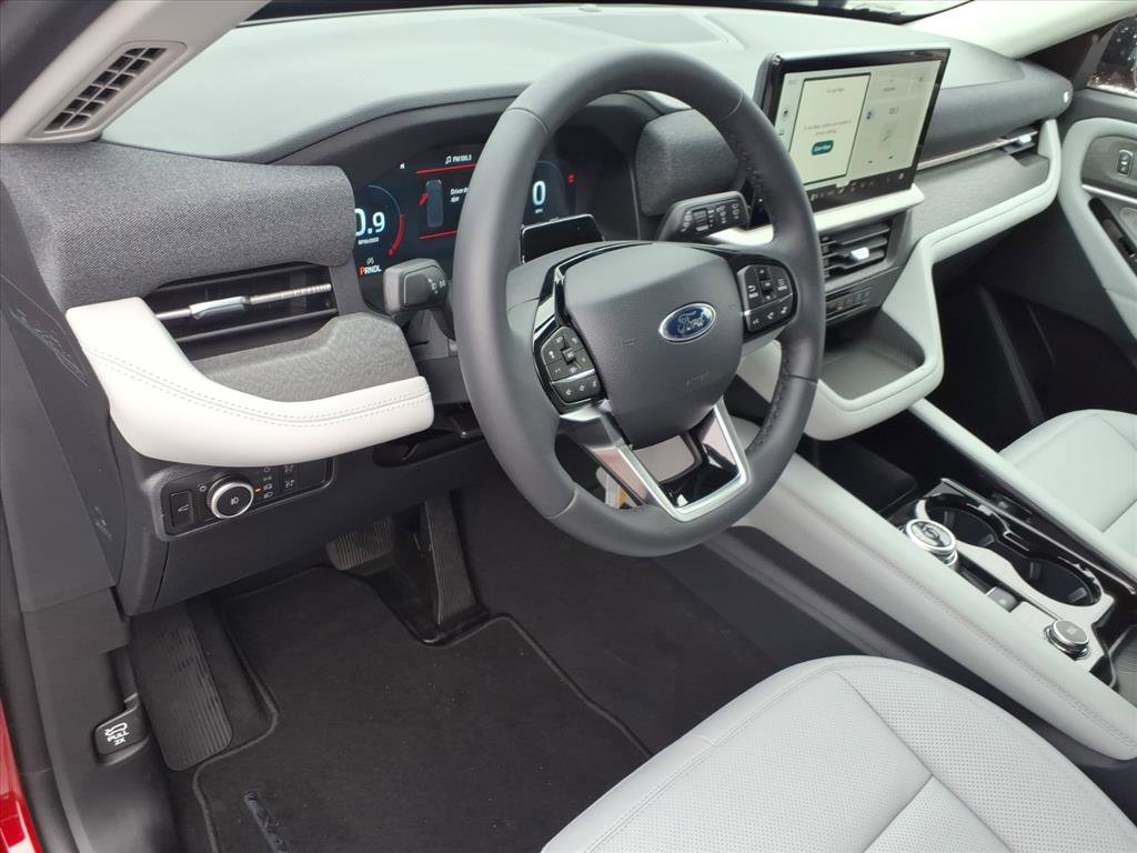 New 2026 Ford Explorer Platinum w/ LUX Leather Package image 9