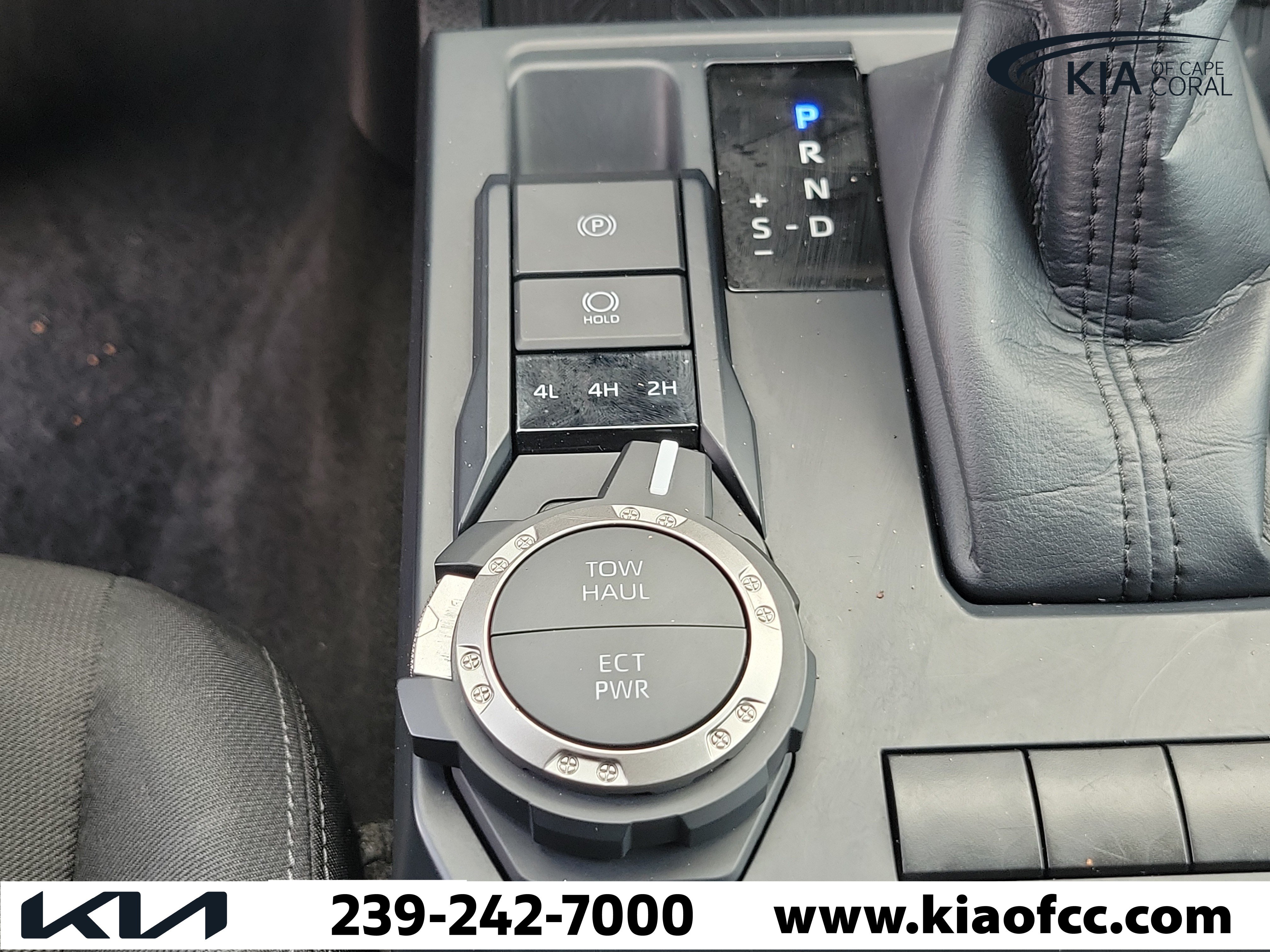 Used 2024 Toyota Tacoma SR5 AWD/4WD image 29