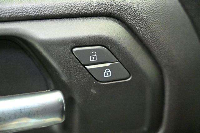 Used 2021 Chevrolet Silverado 1500 Custom image 41