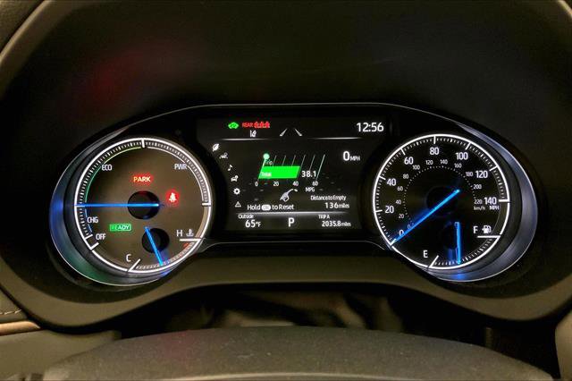 Used 2024 Toyota Venza XLE image 20