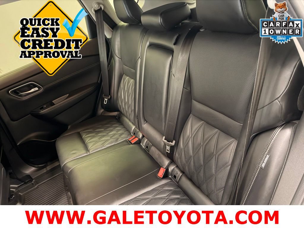 Used 2023 Nissan Rogue Platinum w/ Platinum Premium Package AWD/4WD image 17