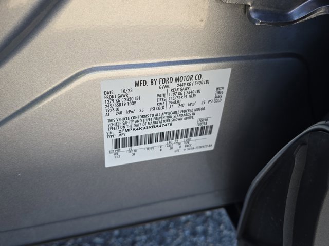 Used 2024 Ford Edge Titanium image 36