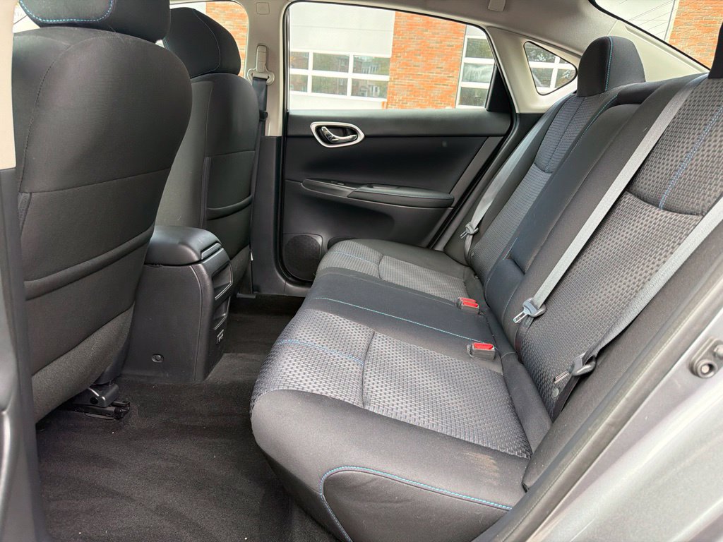 Used 2018 Nissan Sentra SR w/ Technology Package FWD image 27