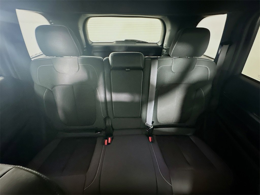 New 2025 Jeep Grand Cherokee Laredo X w/ Luxury Tech Group I image 10