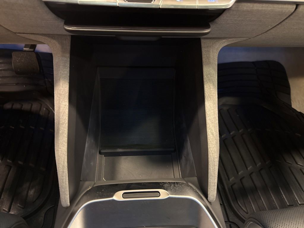 Used 2022 Lucid Air Dream Edition image 23