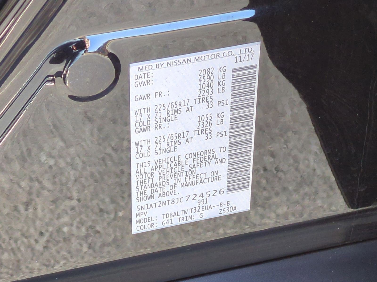 Used 2018 Nissan Rogue SV w/ Premium Package image 35