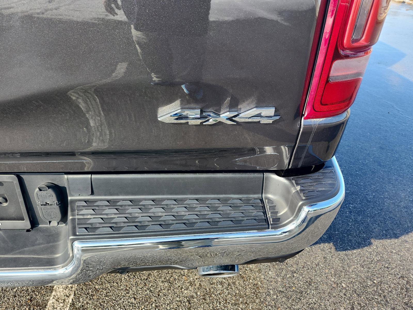 Used 2022 RAM 1500 Laramie image 6