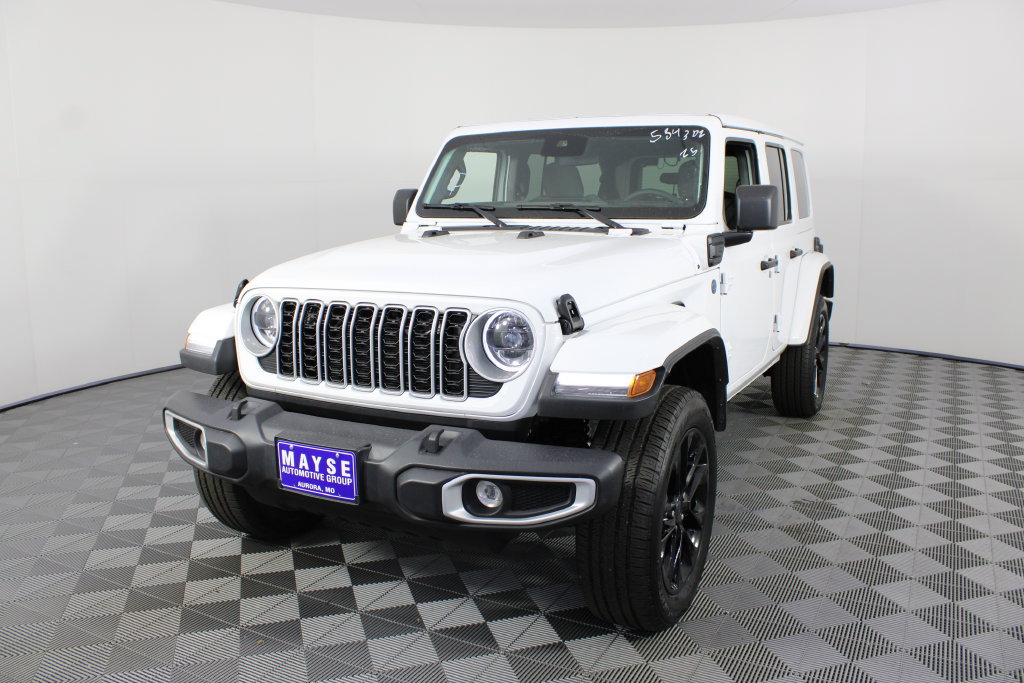 Used 2025 Jeep Wrangler Unlimited Sahara w/ Safety Group AWD/4WD image 20