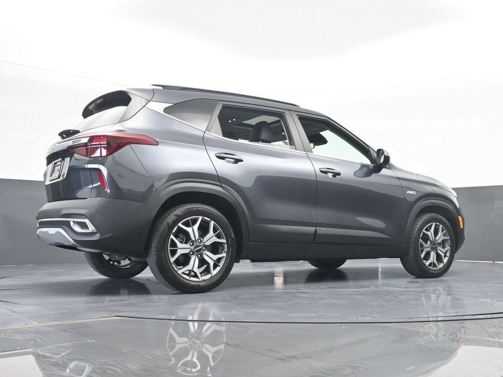 Used 2022 Kia Seltos EX image 64