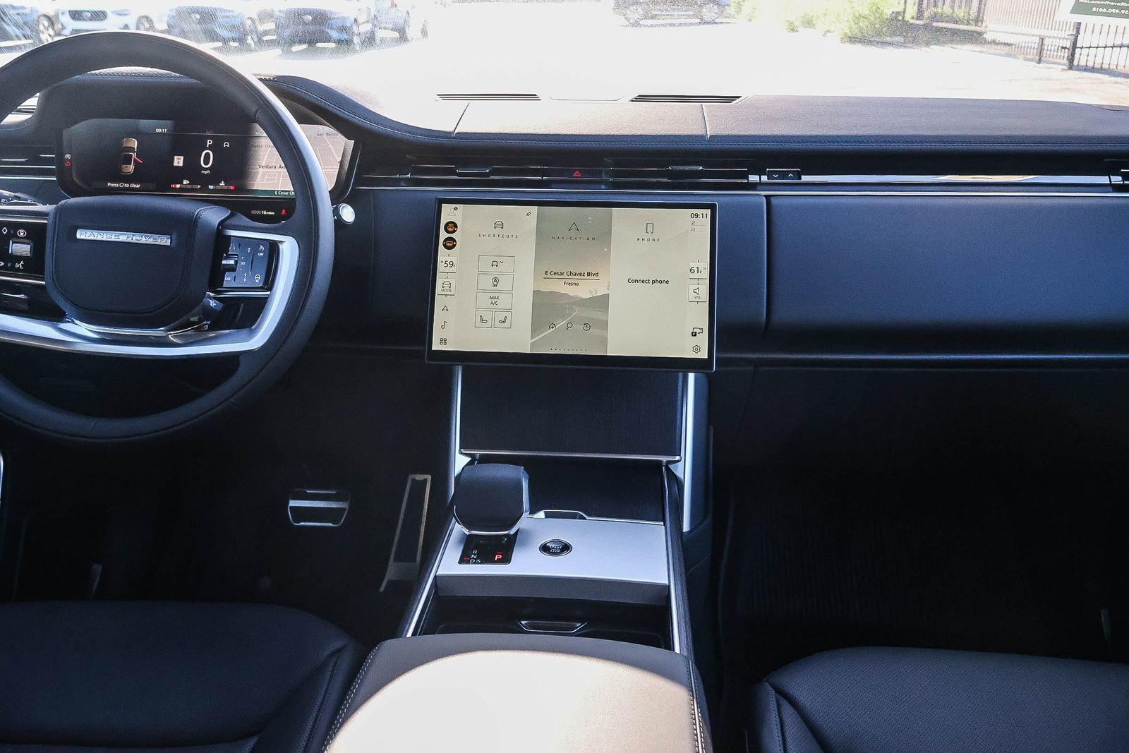 New 2026 Land Rover Range Rover SE image 22