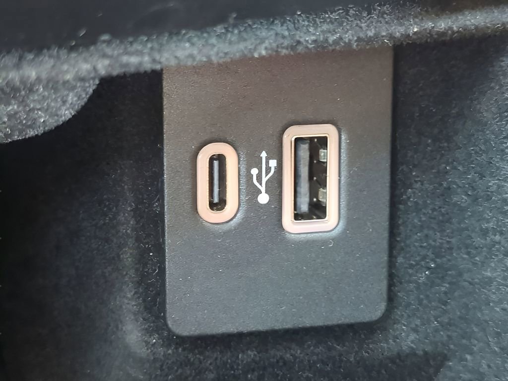 Used 2022 Lincoln Nautilus Reserve image 24