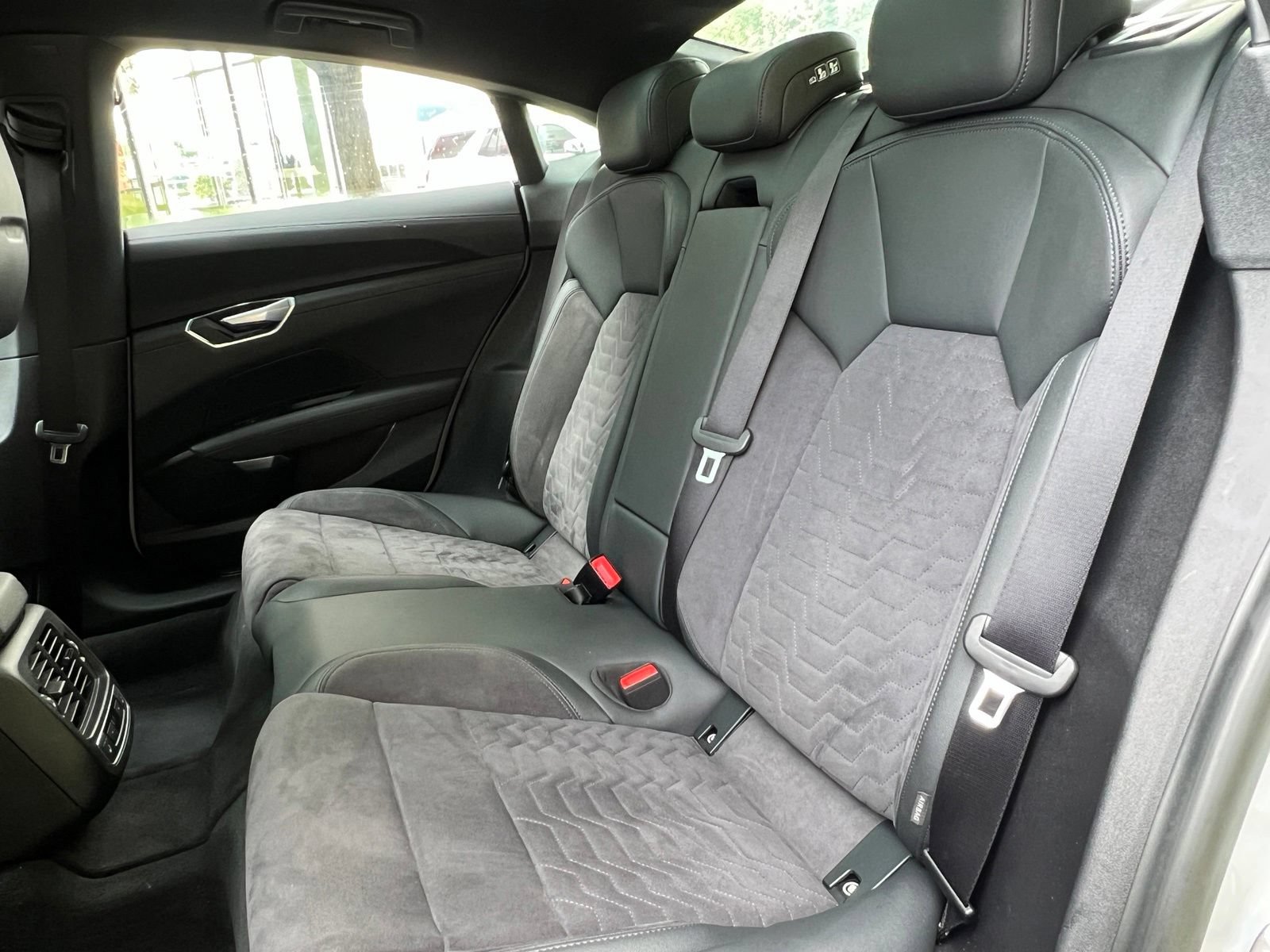 Used 2023 Audi e-tron GT Prestige w/ Prestige Package AWD/4WD image 22