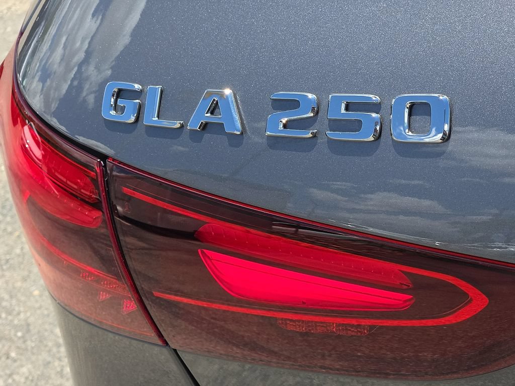 New 2026 Mercedes-Benz GLA 250 image 9
