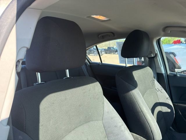 Used 2014 Chevrolet Cruze LT image 24