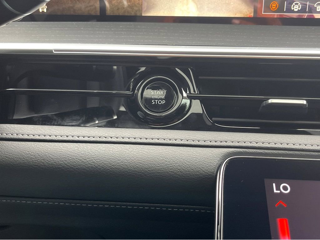 Certified 2025 INFINITI QX80 Sensory image 12