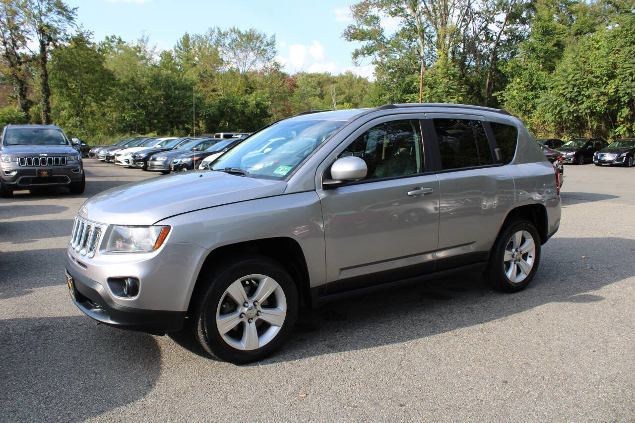 Used 2016 Jeep Compass Latitude image 45
