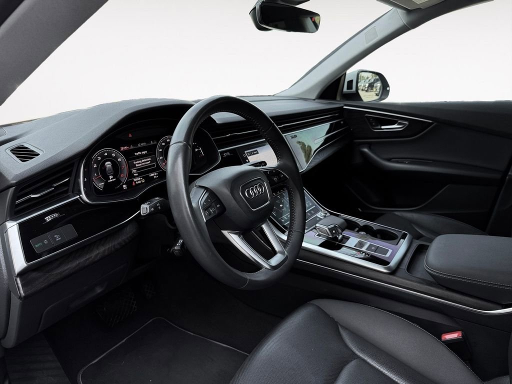 Used 2020 Audi Q8 Premium Plus w/ Premium Plus Package AWD/4WD image 10