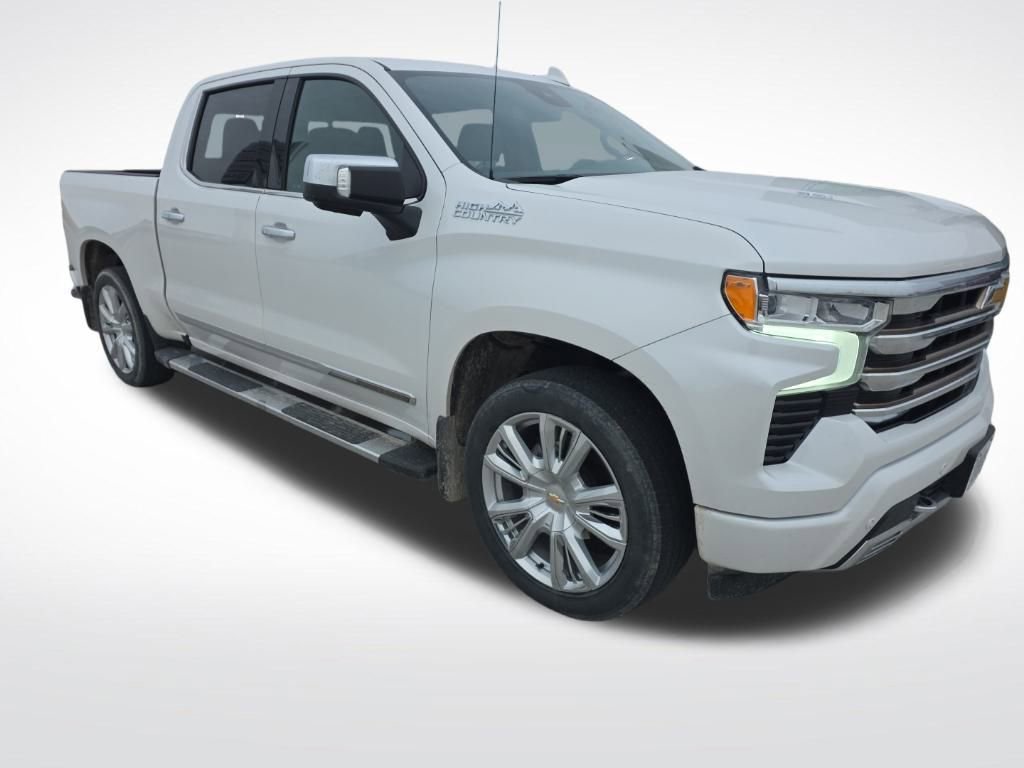 Used 2022 Chevrolet Silverado 1500 High Country w/ High Country Premium Package image 9