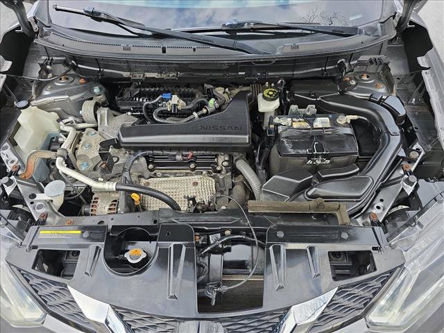 Used 2016 Nissan Rogue SV image 30