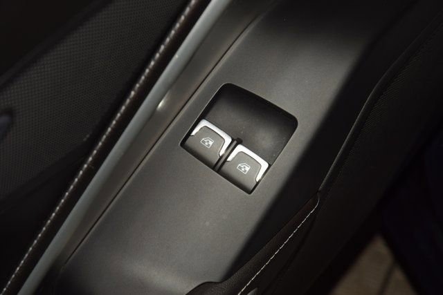 Used 2016 Chevrolet Corvette Stingray Z51 w/ Battery Protection Package image 43