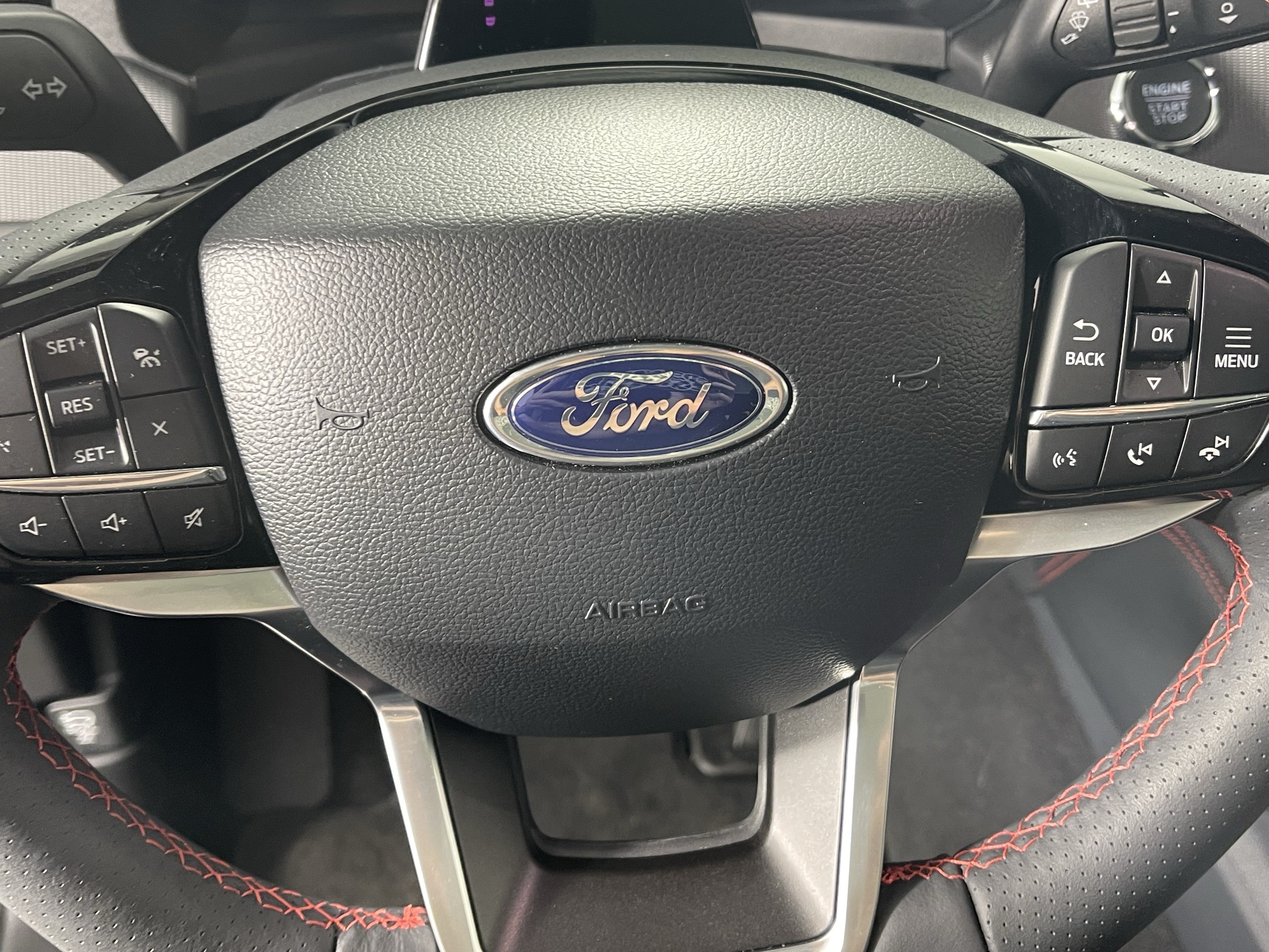 Used 2026 Ford Explorer ST-Line w/ ST-Line Street Pack AWD/4WD image 19