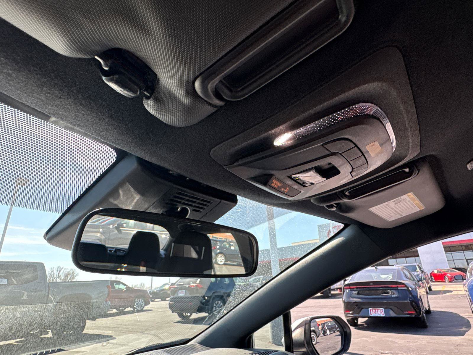 Used 2024 Toyota Corolla SE FWD image 28