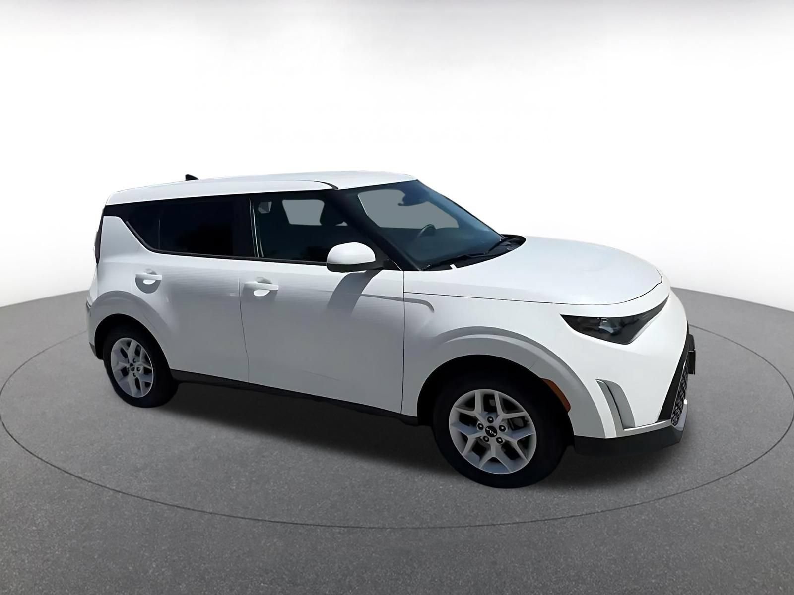 Used 2025 Kia Soul LX w/ LX Technology Package FWD video 2
