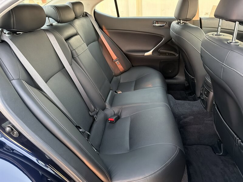 Used 2009 Lexus IS 250 RWD image 16