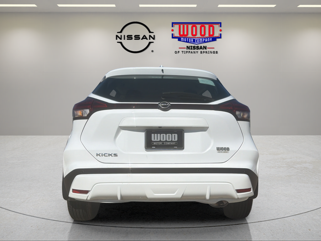 Certified 2025 Nissan Kicks Play S FWD image 3