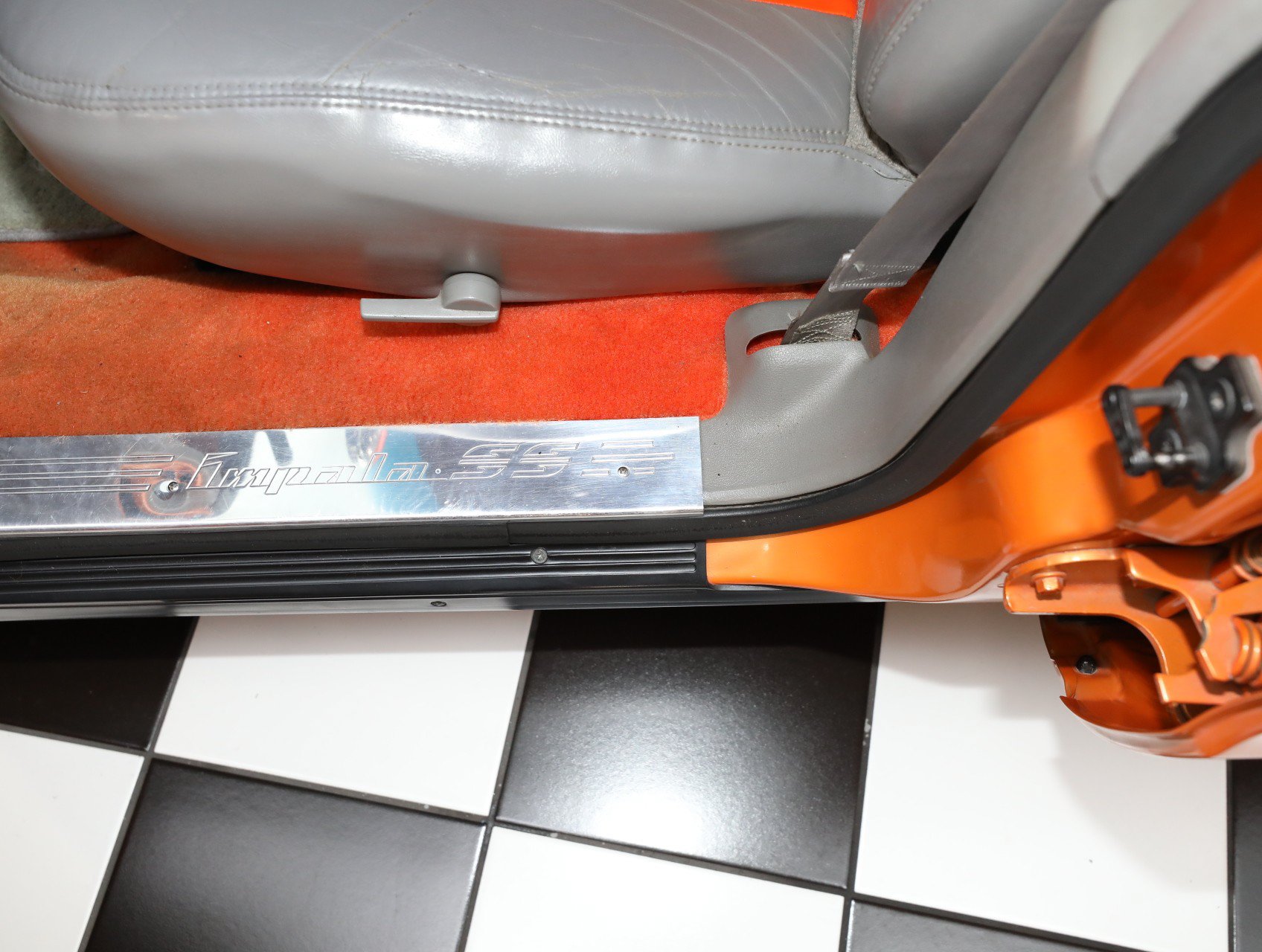 Used 1995 Chevrolet Impala SS RWD image 59