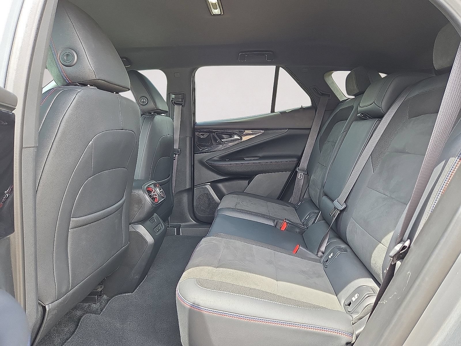 Used 2024 Chevrolet Blazer EV RS AWD/4WD image 16