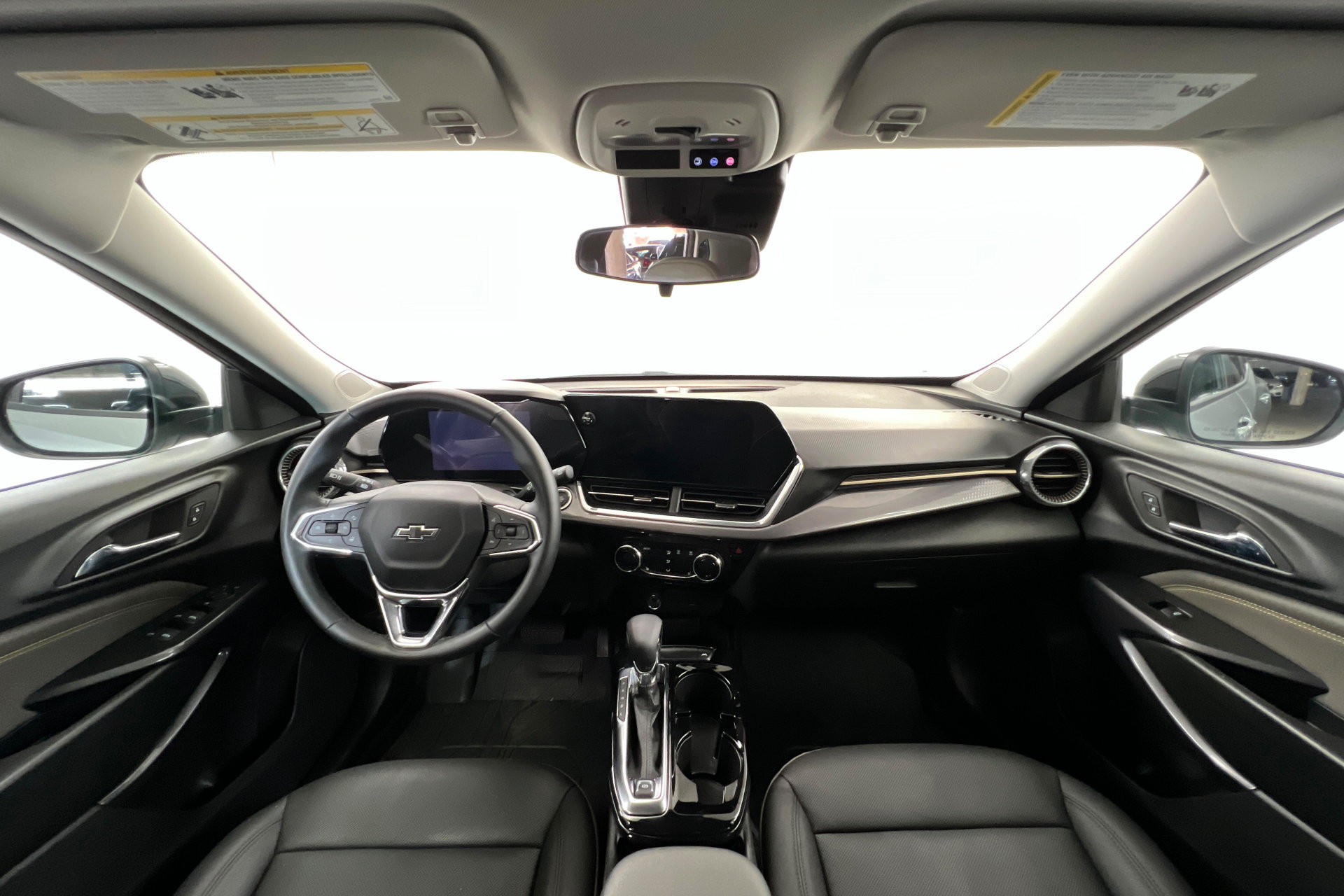 Used 2026 Chevrolet Trax ACTIV w/ Driver Confidence Package FWD image 9