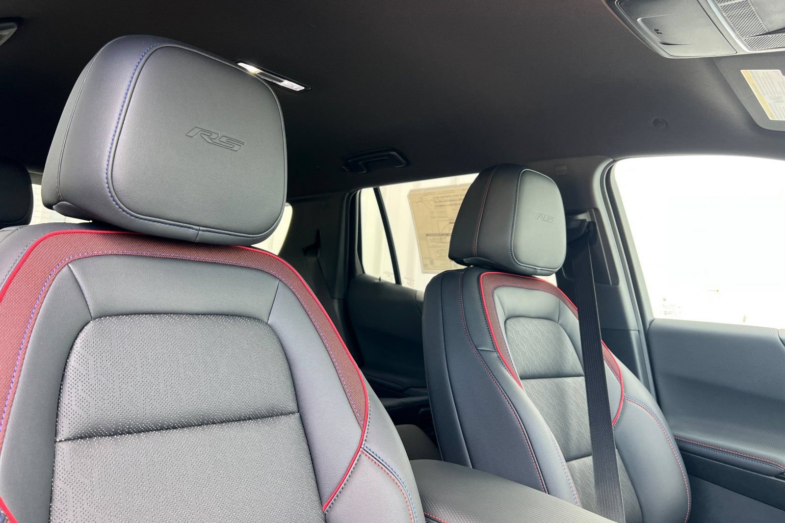 New 2026 Chevrolet Equinox RS w/ Safety and Technology Package AWD/4WD image 14