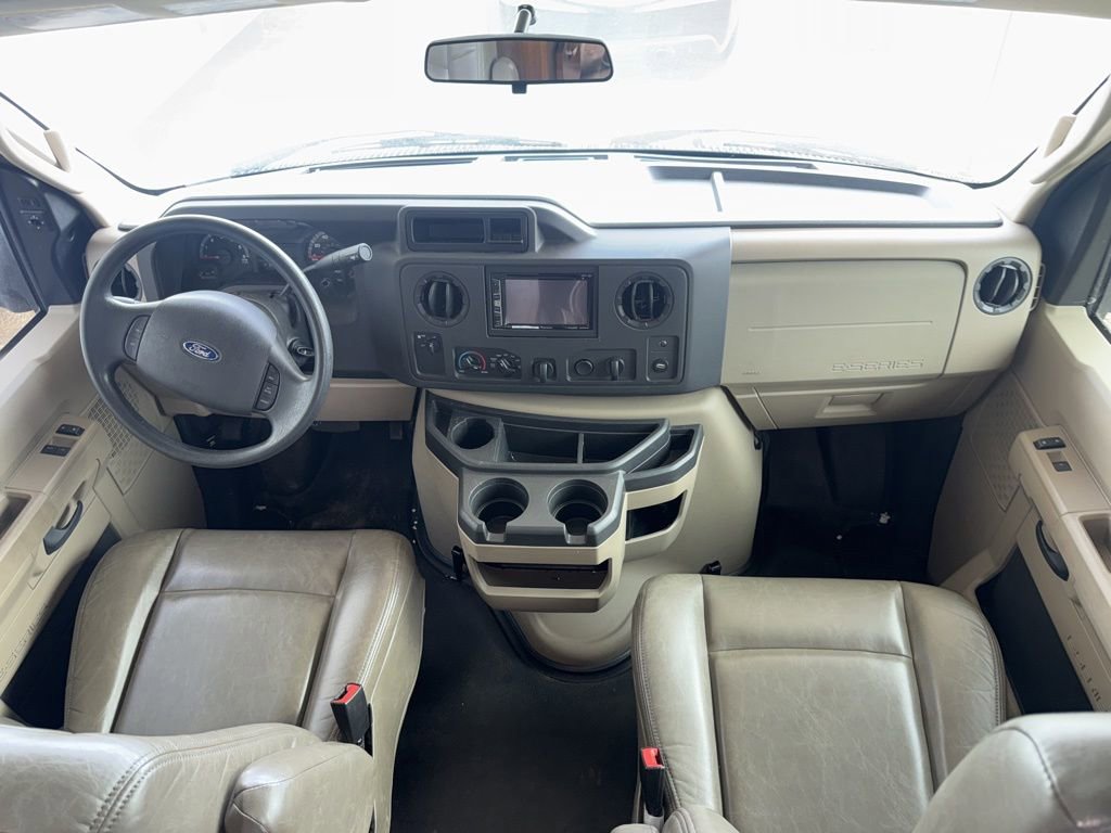 Used 2017 Ford E-450 and Econoline 450 Super Duty w/ Motorhome Prep Package image 34