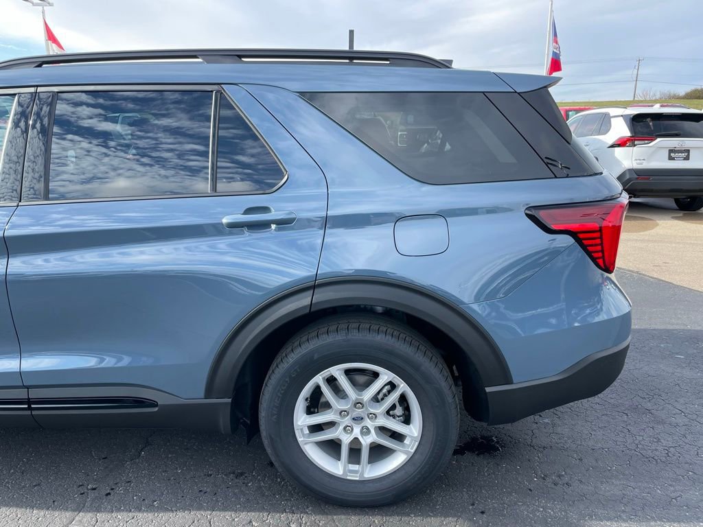 New 2026 Ford Explorer Active image 40