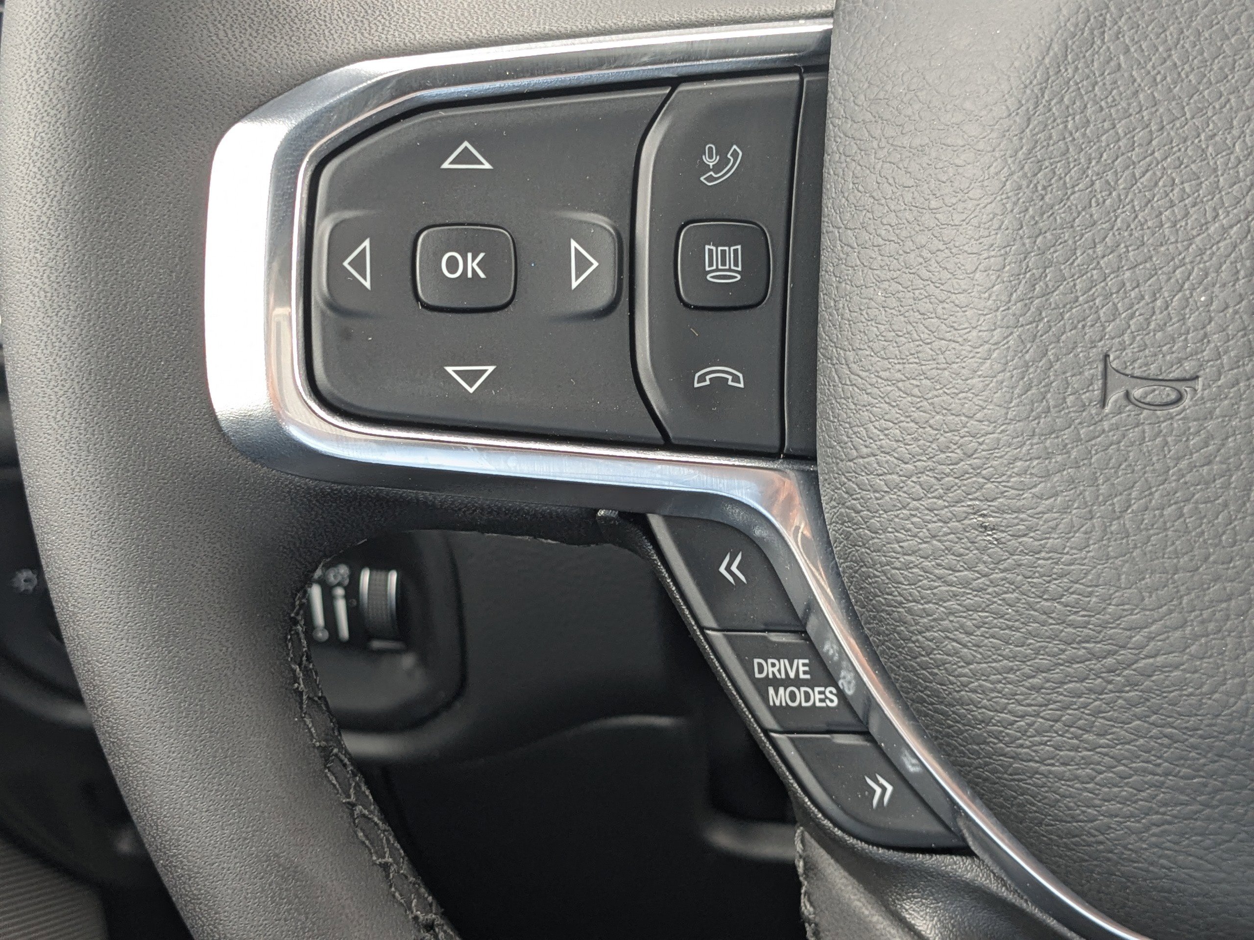 New 2026 RAM 1500 Laramie w/ Night Edition AWD/4WD image 22