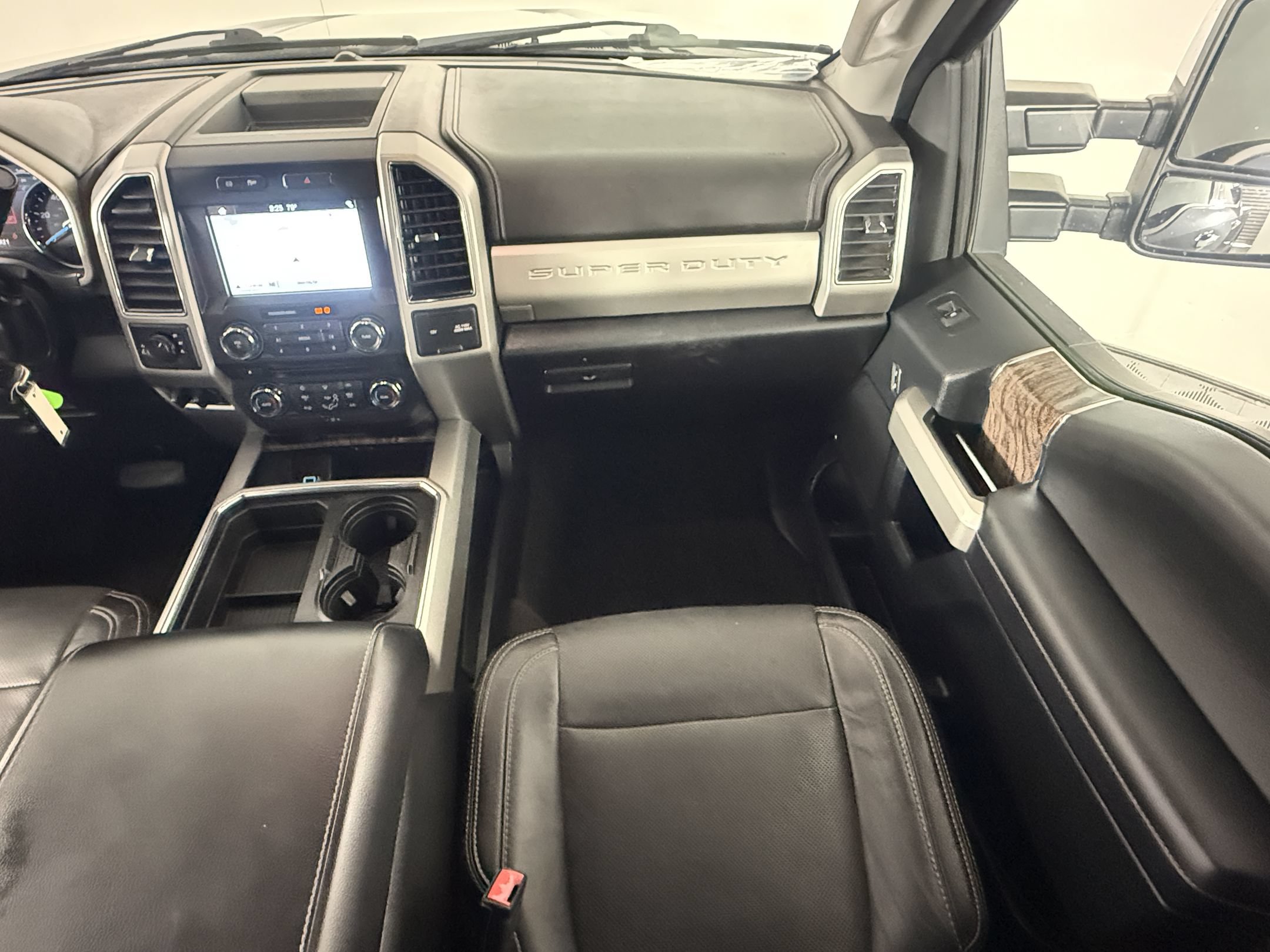 Used 2018 Ford F250 Lariat w/ Chrome Package AWD/4WD image 26