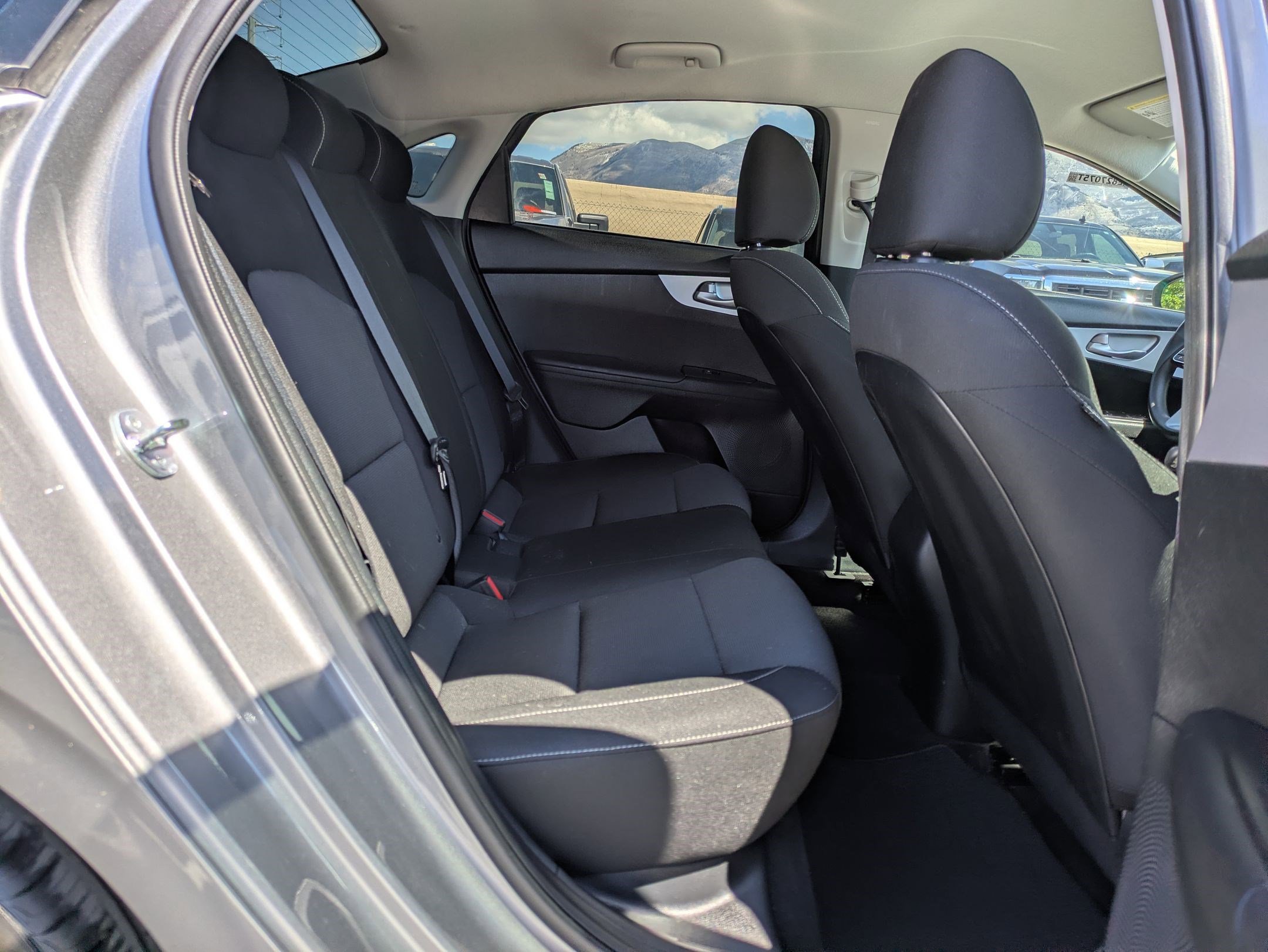 Used 2024 Kia Forte LXS w/ LXS Technology Package FWD image 30