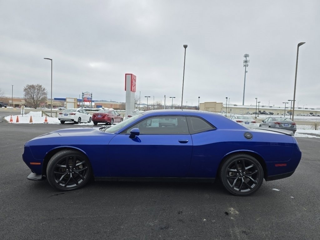 Used 2022 Dodge Challenger GT w/ Driver Convenience Group image 10