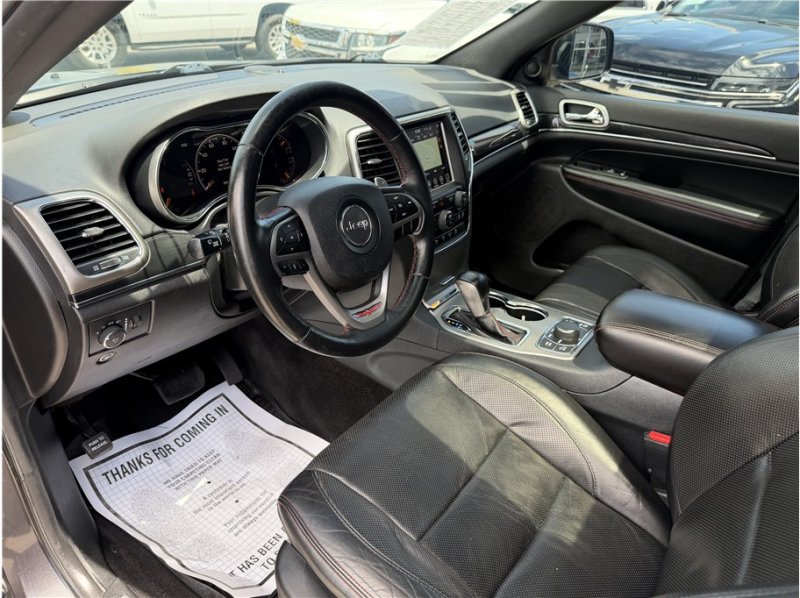Used 2018 Jeep Grand Cherokee Trailhawk w/ Trailhawk Luxury Group AWD/4WD image 16
