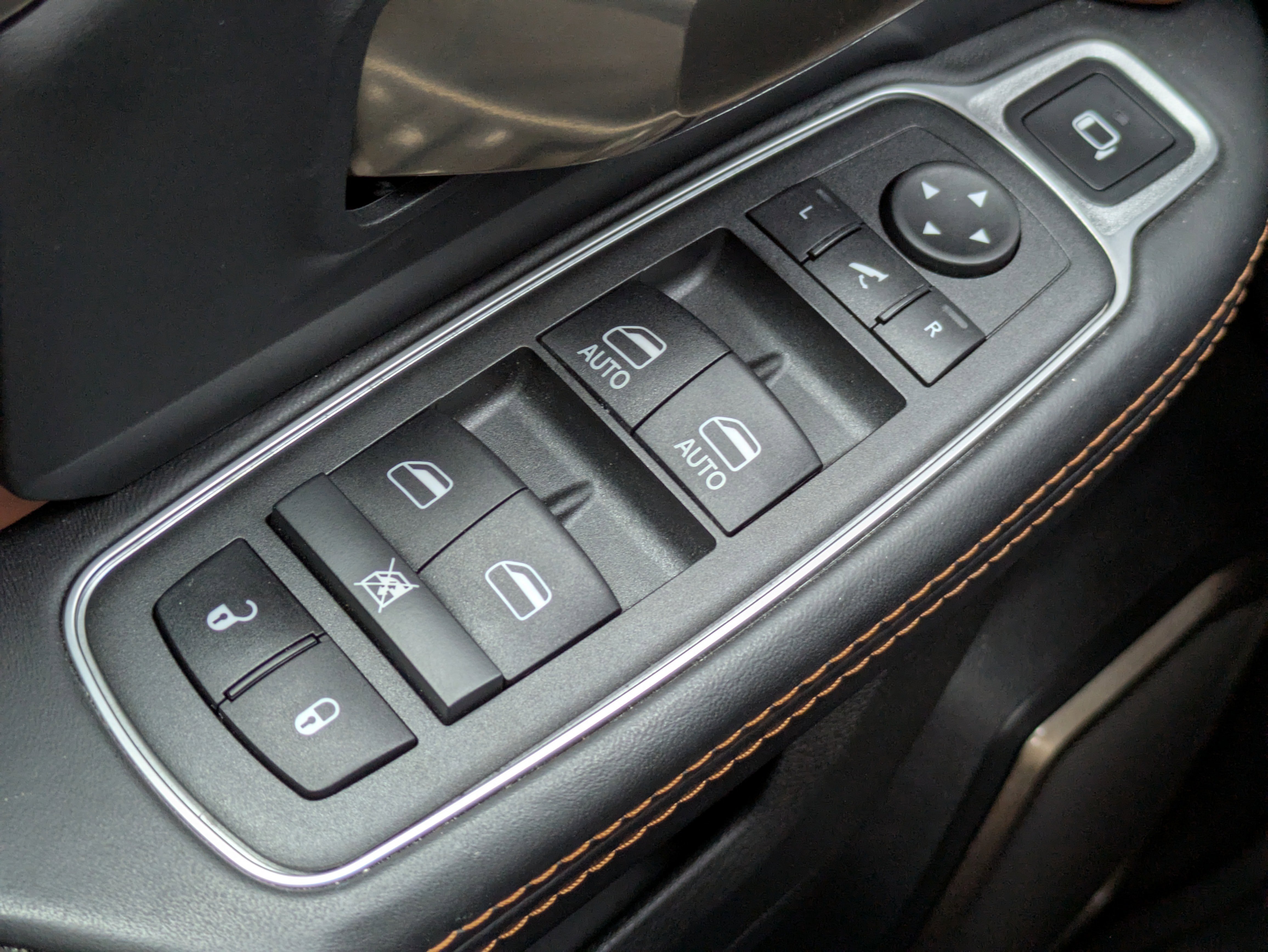 Used 2022 RAM 2500 Limited image 24